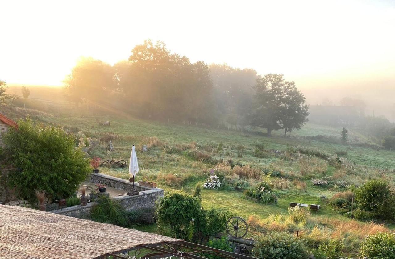 La Maison de Fleurat Domeyrot Eksteriør billede